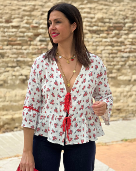 Blusa FLORES Nudos