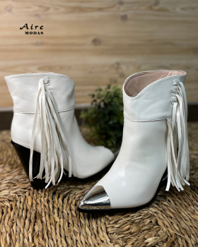BOTIN BLANCO PUNTA PLATA